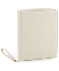 Boutique travel/tech organiser